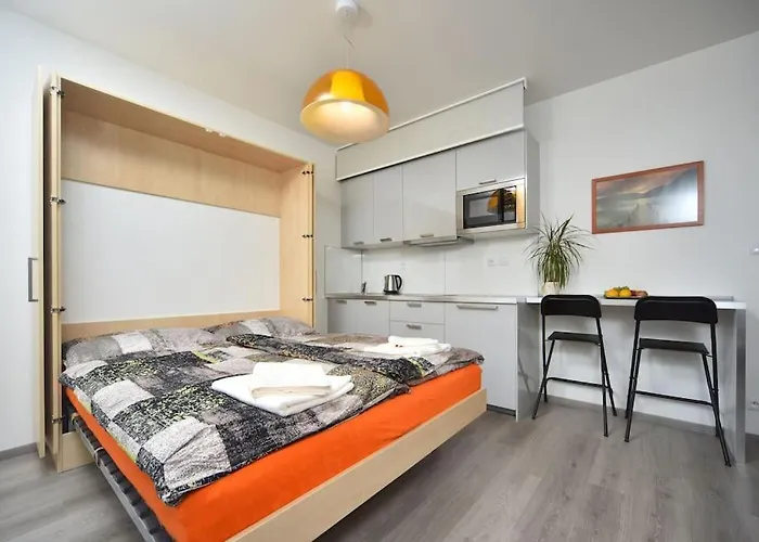Waltrovka, Free Parking Appartamento