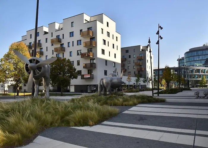 Waltrovka, Free Parking